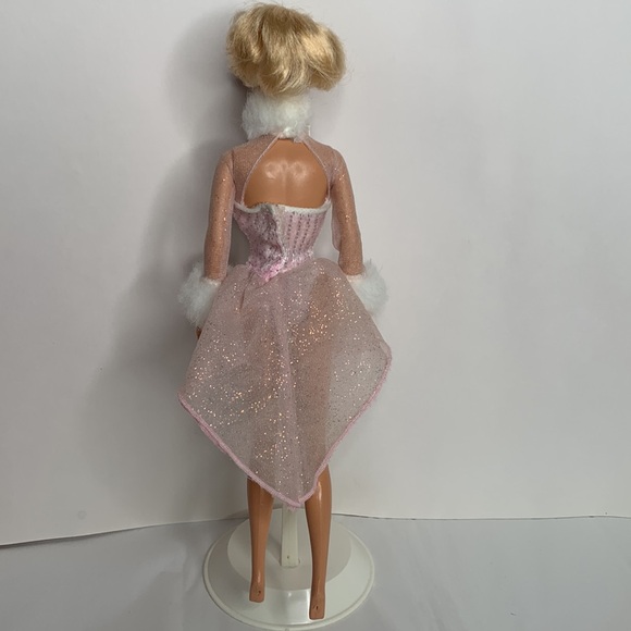 Y2K Star Skater Barbie - Picture 4 of 5